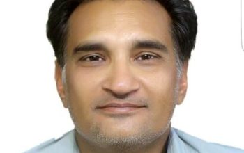 Hafiz and imam Yasir looking for Muslima